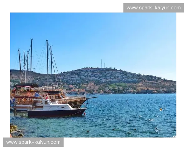 跨越地中海的博弈:当星月之火遇见斗牛士之魂 跨越地中海的博弈:当星月之火遇见斗牛士之魂